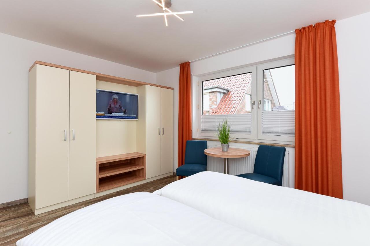 Haus Zur Moewe Mit Fruehstuecksoption Apartment Bensersiel Bagian luar foto
