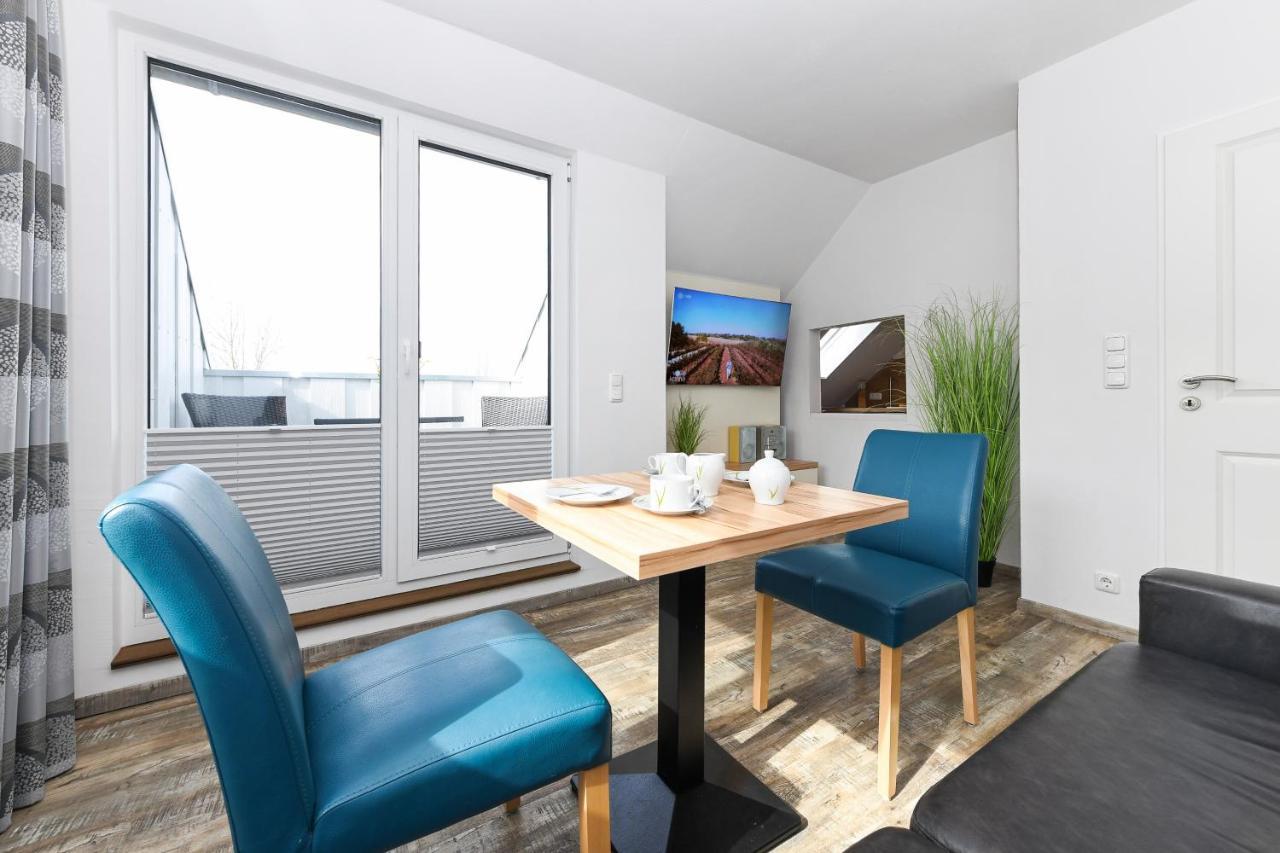 Haus Zur Moewe Mit Fruehstuecksoption Apartment Bensersiel Bagian luar foto