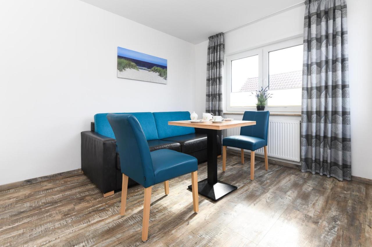 Haus Zur Moewe Mit Fruehstuecksoption Apartment Bensersiel Bagian luar foto