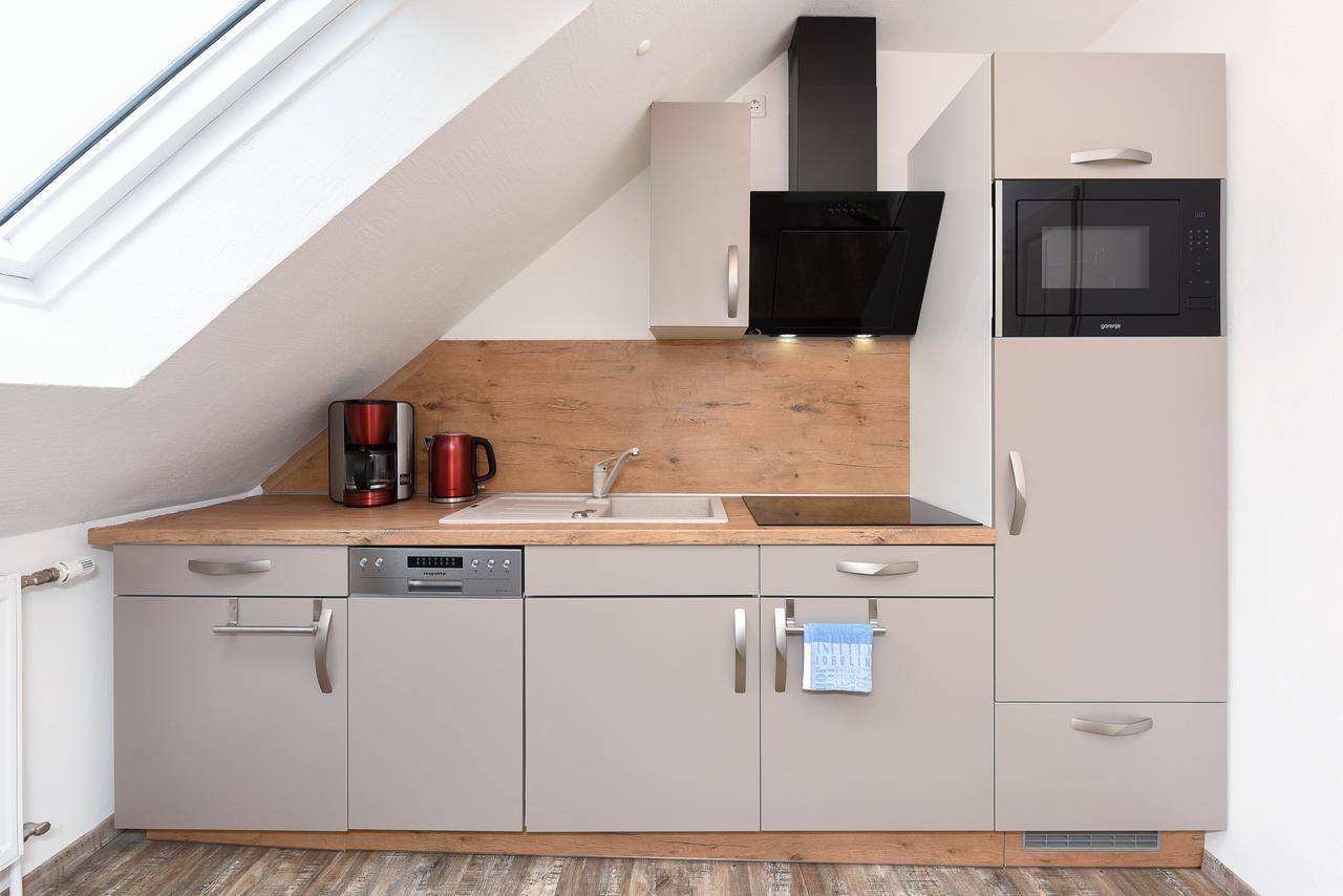 Haus Zur Moewe Mit Fruehstuecksoption Apartment Bensersiel Bagian luar foto
