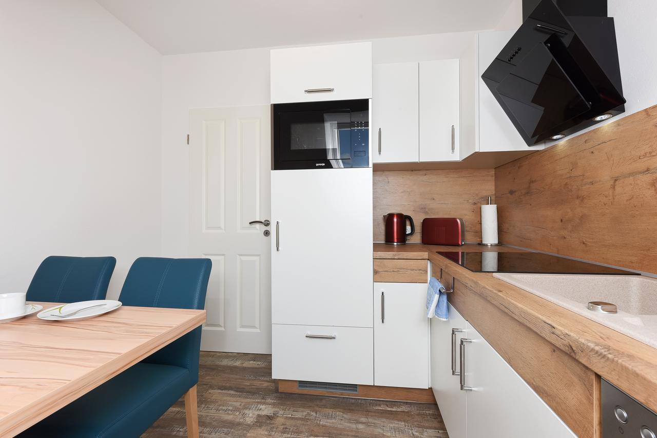 Haus Zur Moewe Mit Fruehstuecksoption Apartment Bensersiel Bagian luar foto