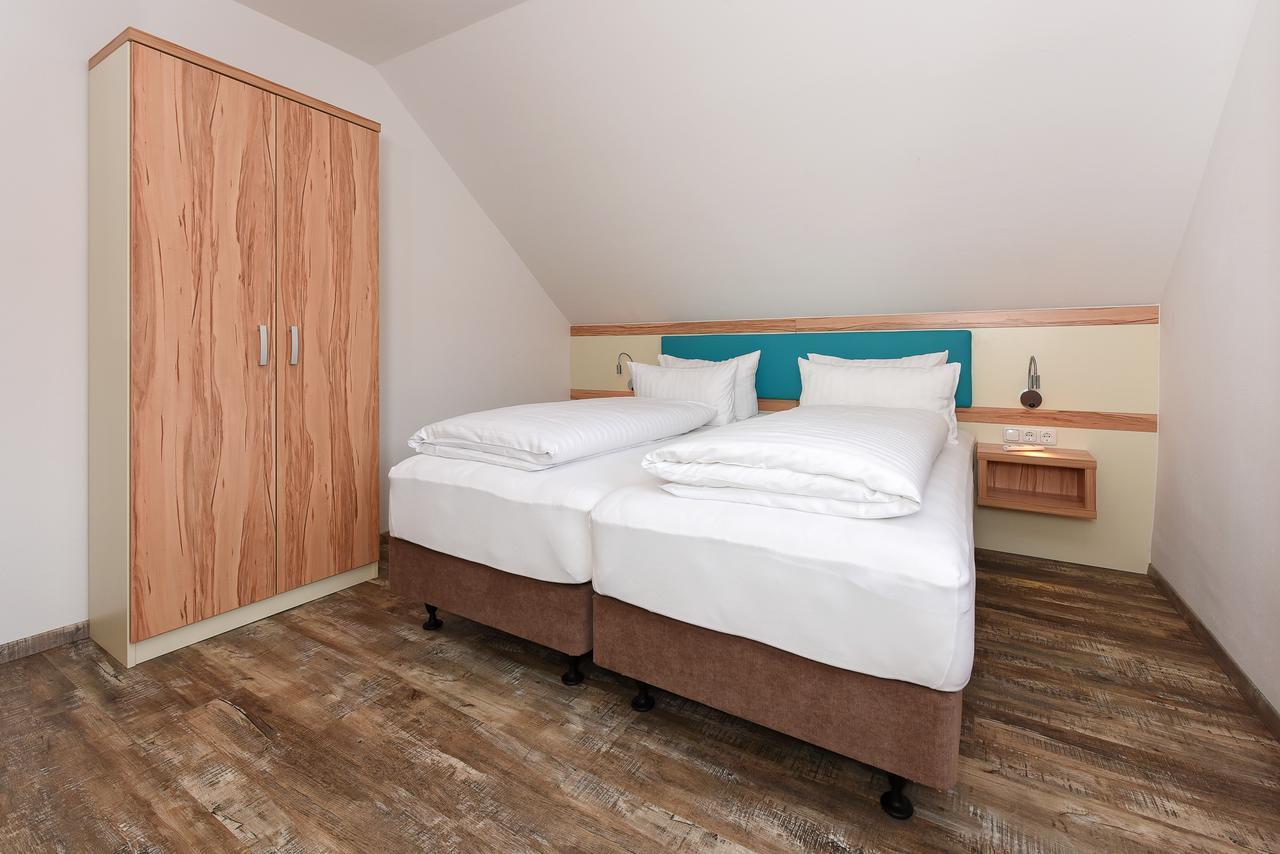 Haus Zur Moewe Mit Fruehstuecksoption Apartment Bensersiel Bagian luar foto